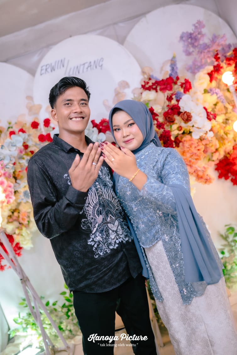 Ayu & Rizky